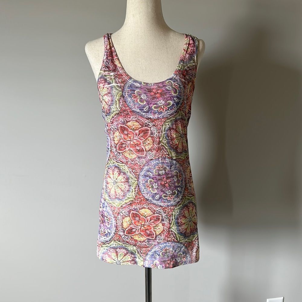 Hip Happening in the Present sz M stain glass style print racer back tank